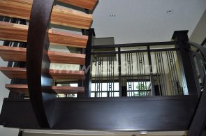 Лестница на косоуре 10-03 Лестница на косоуре 10-03